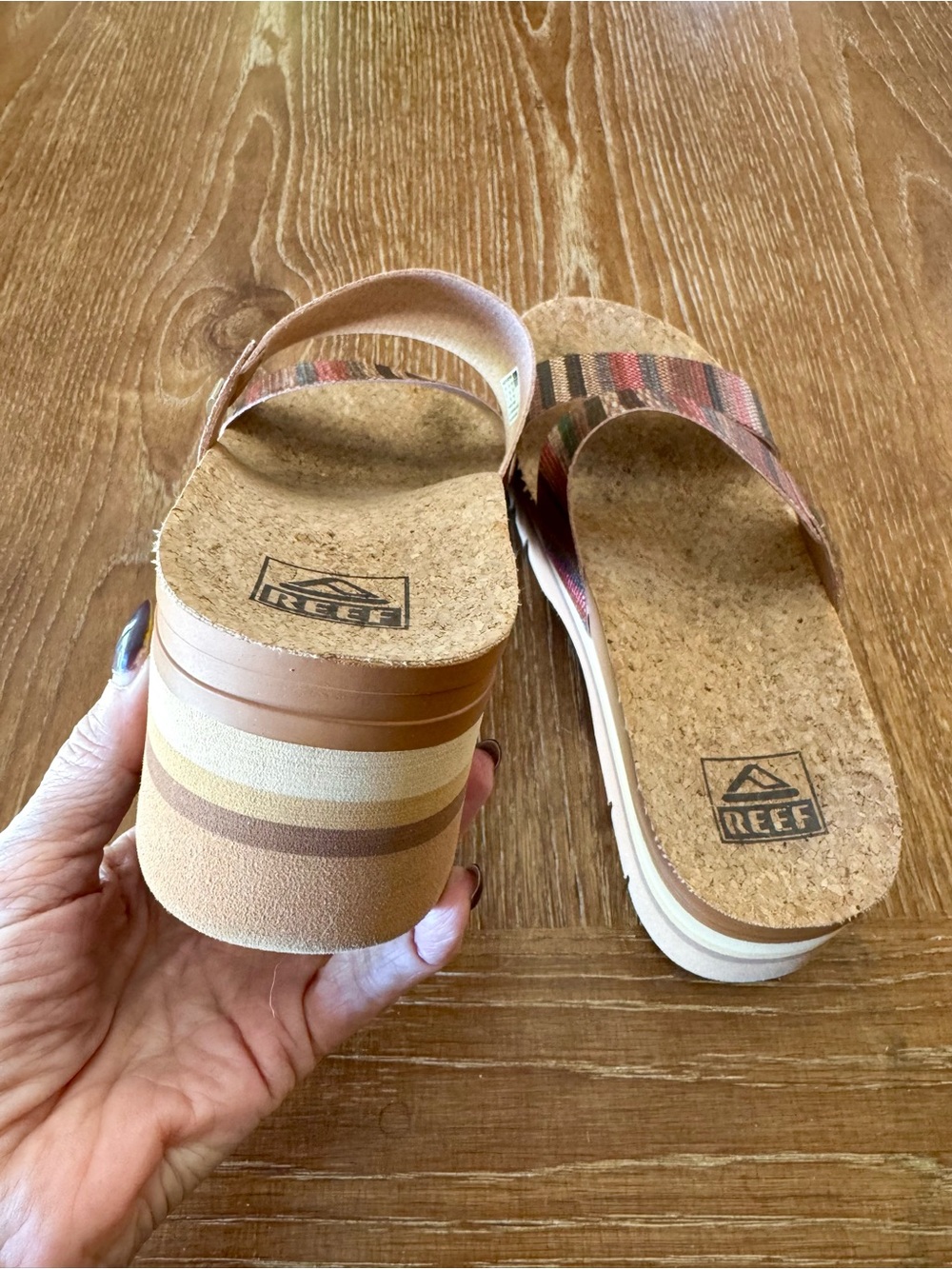 Reef multi stripe Cushion Vista Higher platform slides 8 - Picture 8 of 13